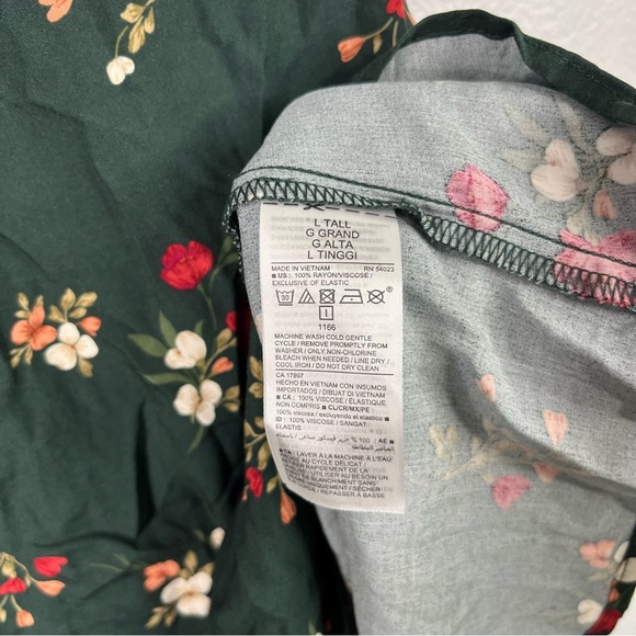 Old Navy Dress Women’s L Tall Green Red Floral V-Neck Smocked Short Sleeve Mini - Picture 11 of 12